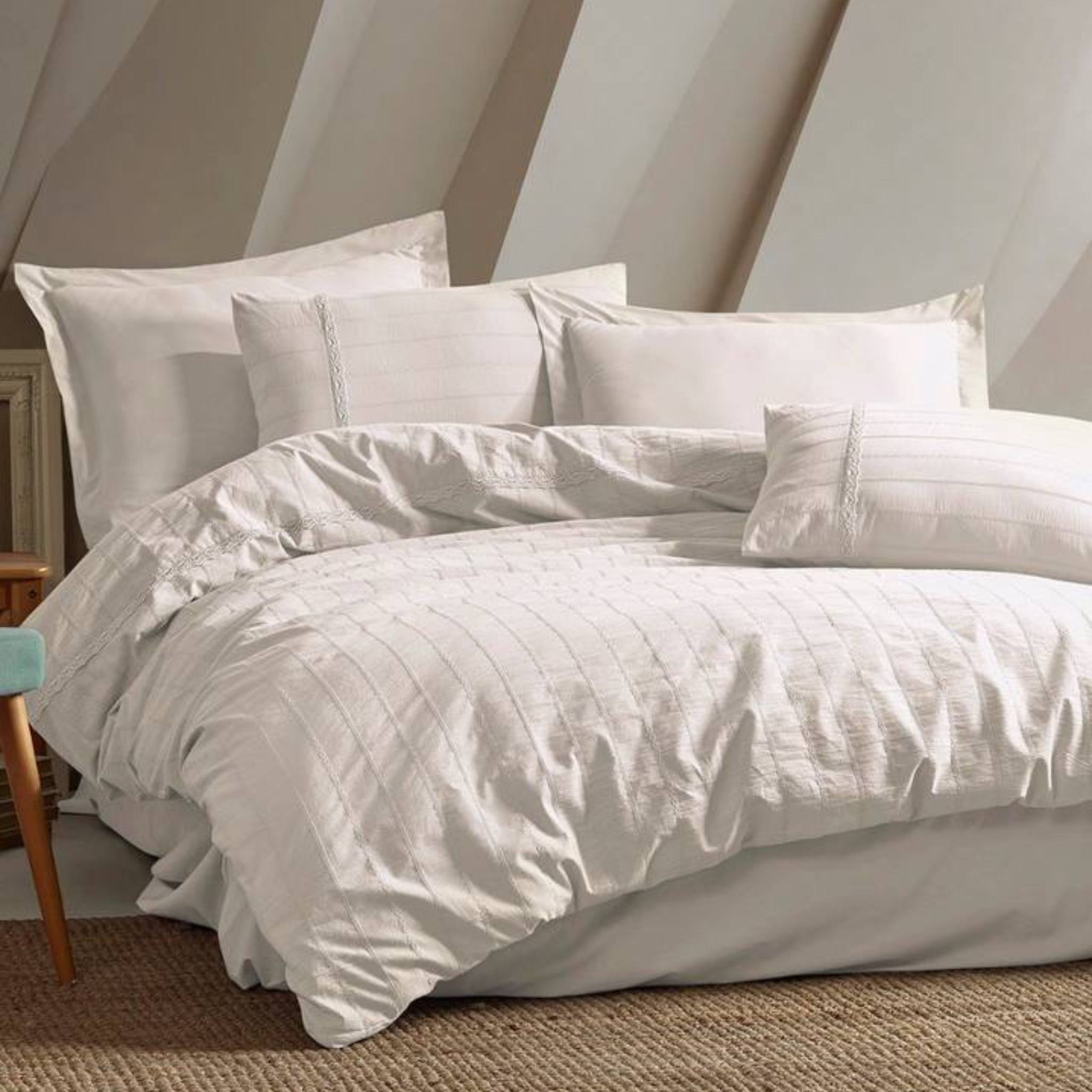 photo_2025-08-25_13-33-14 سرویس کاور لحاف ترک برند شاهسر (şaheser) مدل جاسمین - Image 1