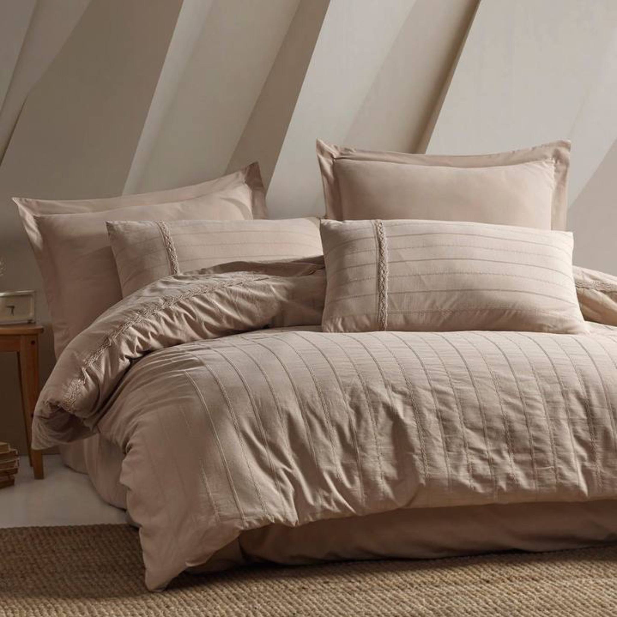 photo_2025-08-25_13-33-28 سرویس کاور لحاف ترک برند شاهسر (şaheser) مدل جاسمین - Image 1