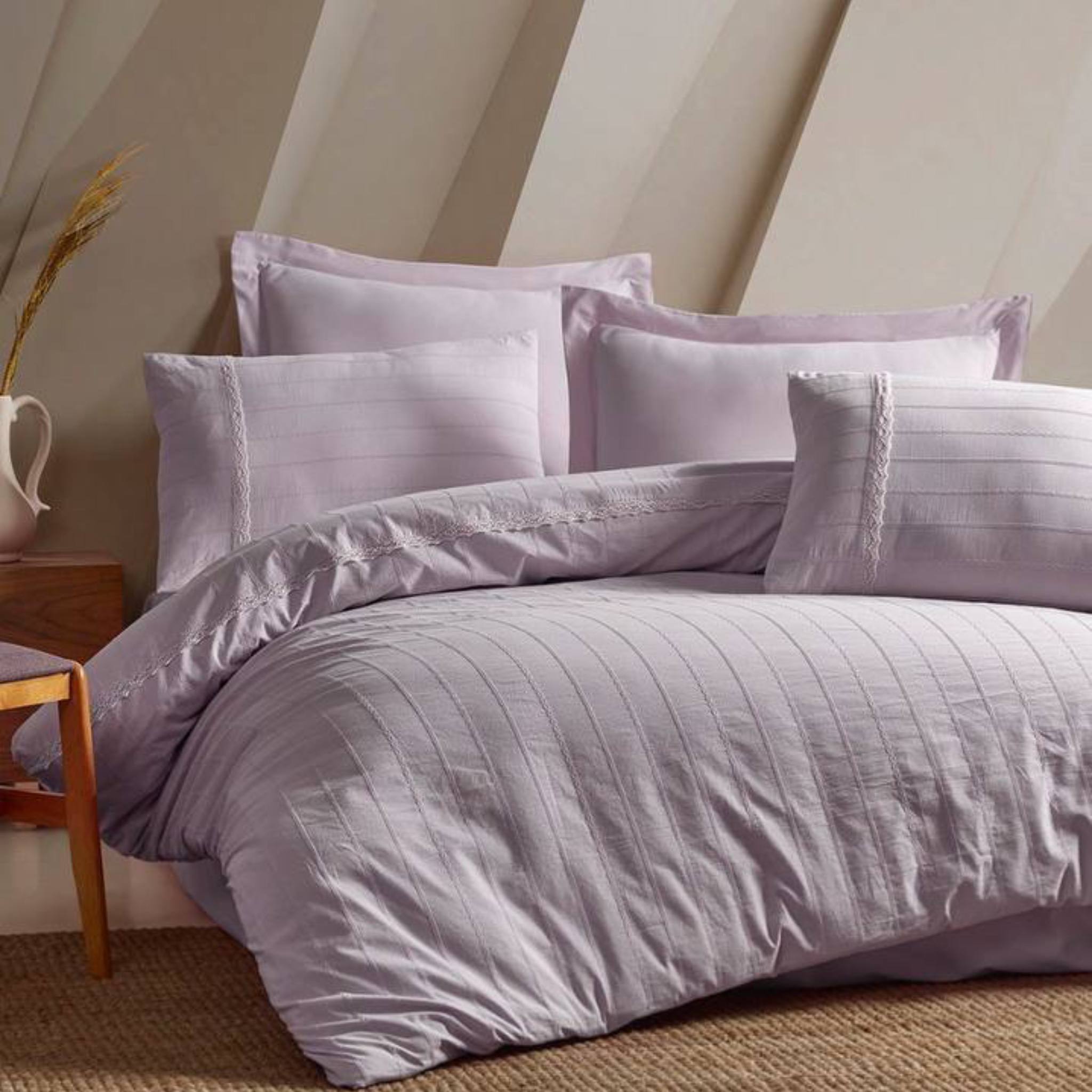 photo_2025-08-25_13-33-31 سرویس کاور لحاف ترک برند شاهسر (şaheser) مدل جاسمین - Image 1